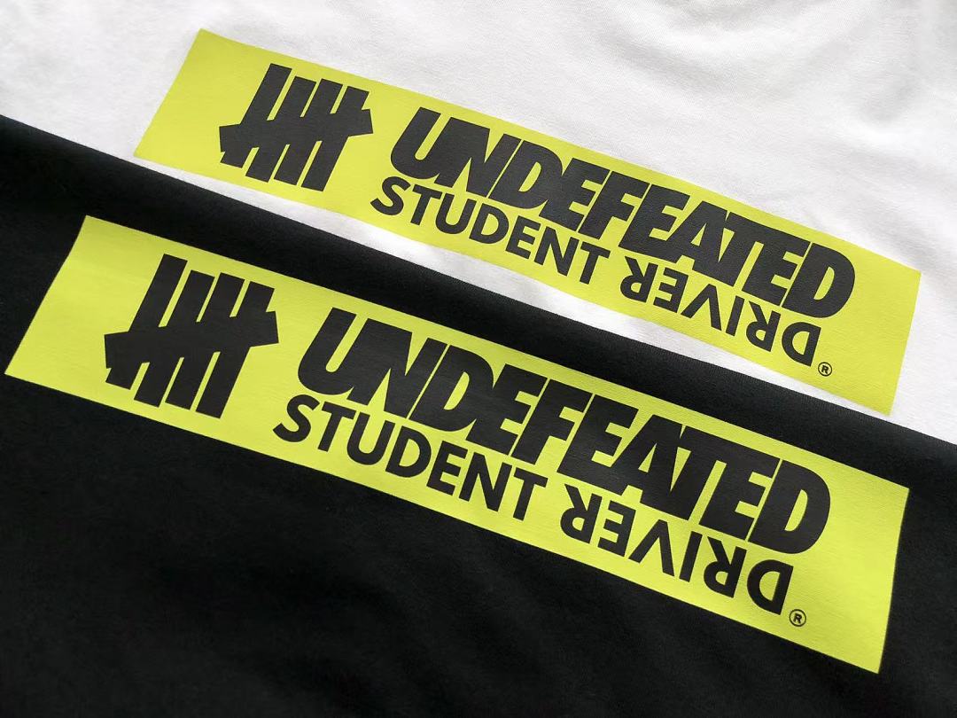 On Running ~85 UNDEFEATED T-SHIRT 55041745 (Im 185CM 80KG Iwear Size L In The Photo) - Image 9