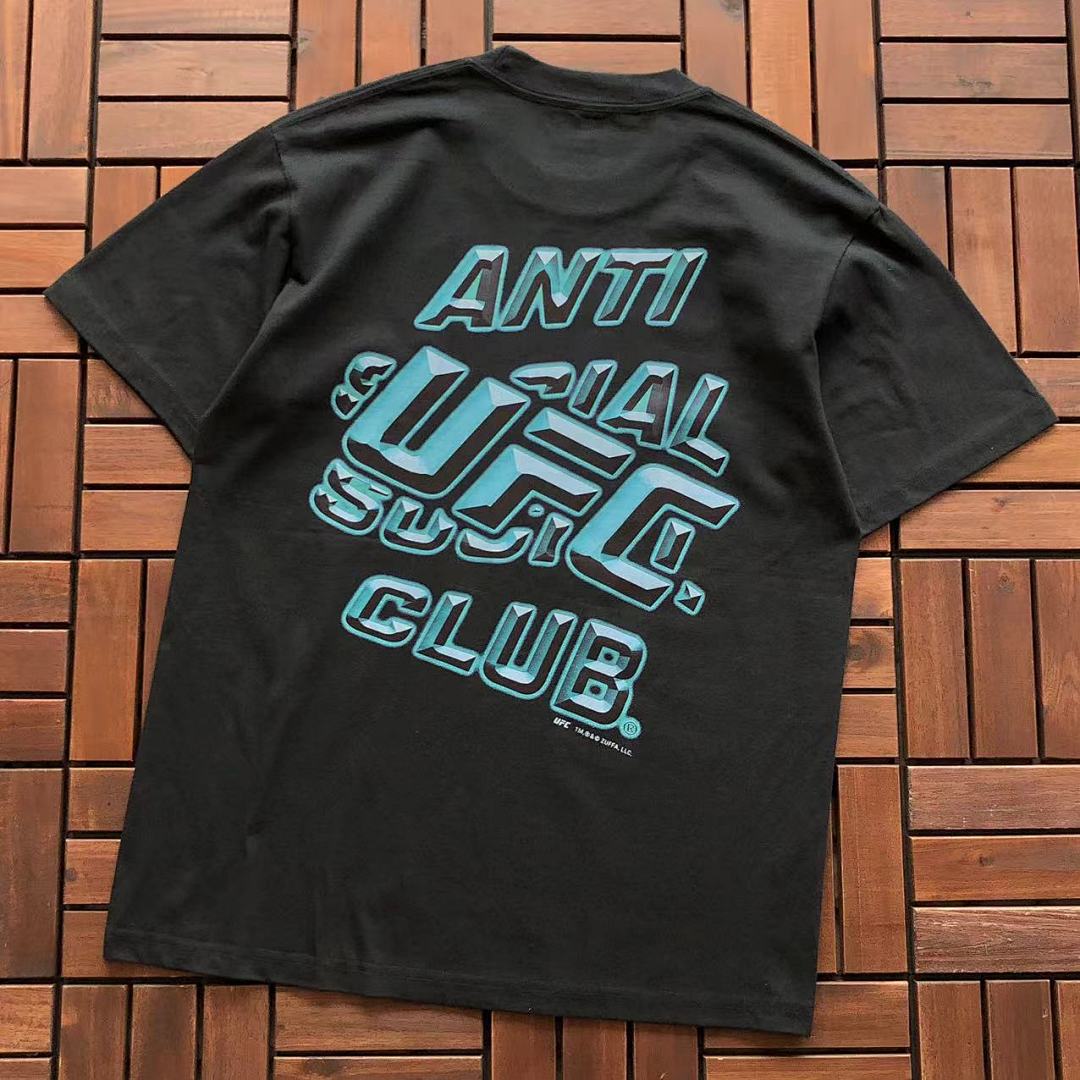 On Running ~88 ANTI SOCIAL CLUB T-SHIRT