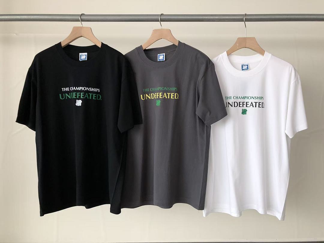 On Running ~85 UNDEFEATED T-SHIRT 55070646 (Im 185CM 80KG Iwear Size L In The Photo) - Image 22
