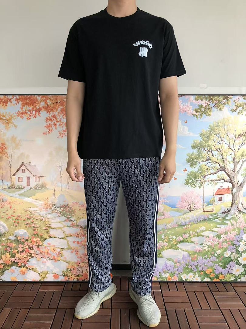 On Running ~85 UNDEFEATED T-SHIRT 55070616 (Im 185CM 80KG Iwear Size L In The Photo) - Image 4