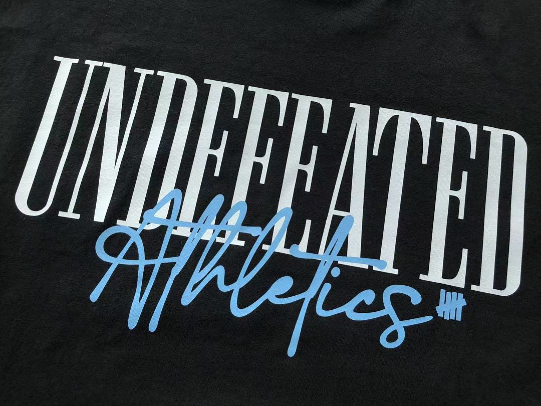 On Running ~85 UNDEFEATED T-SHIRT 55063060 (Im 180CM 68KG Iwear Size L In The Photo) - Image 14