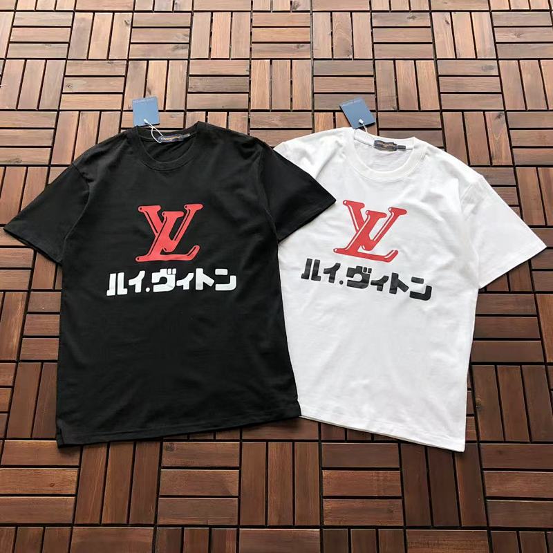 ~85 L🔥 T-SHIRT 22092004 (Im 176CM 58KG Iwear Size M In The Photo), photo 1