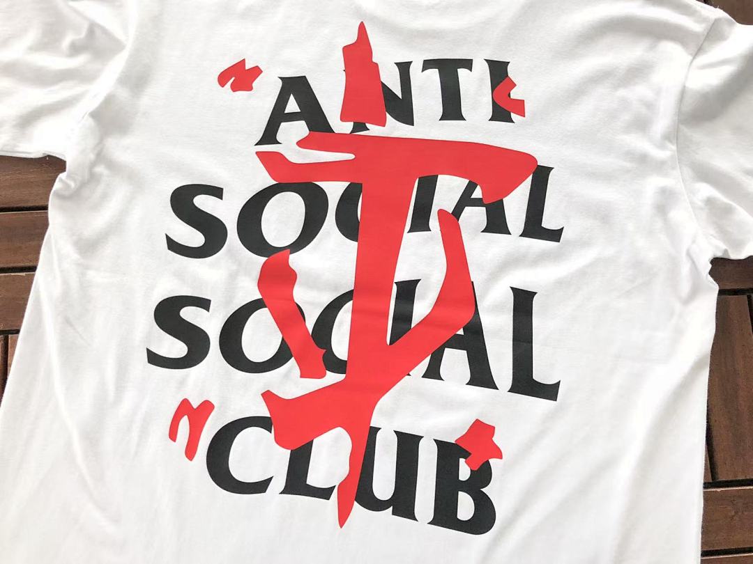 On Running ~ 85 ANTI SOCIAL CLUB T-SHIRT 55041278 (Im 185CM 70KG Iwear Size L In The Photo) - Image 12