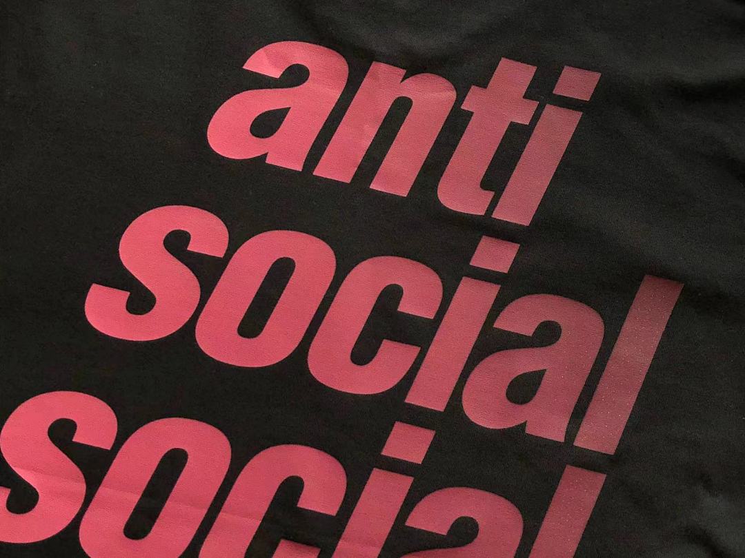 On Running ~89 ANTI SOCIAL CLUB T-SHIRT - Image 8