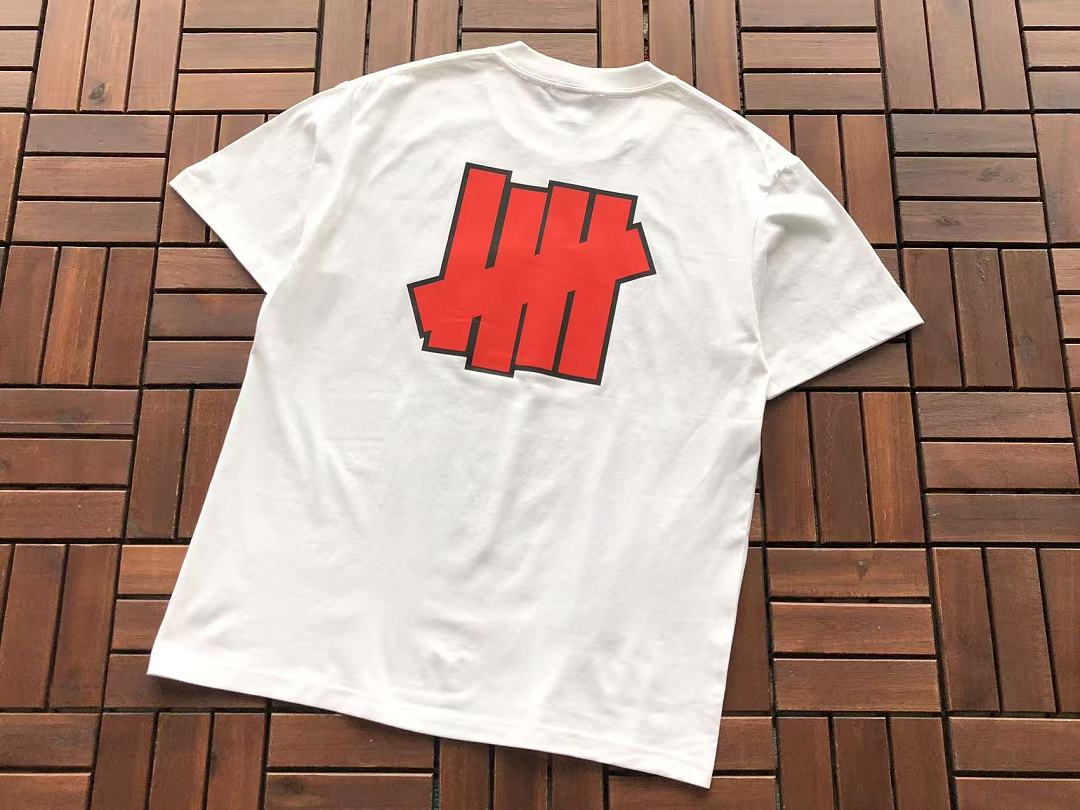 On Running ~85 UNDEFEATED T-SHIRT 55071622 (Im 185CM 70KG Iwear Size M In The Photo) - Image 14