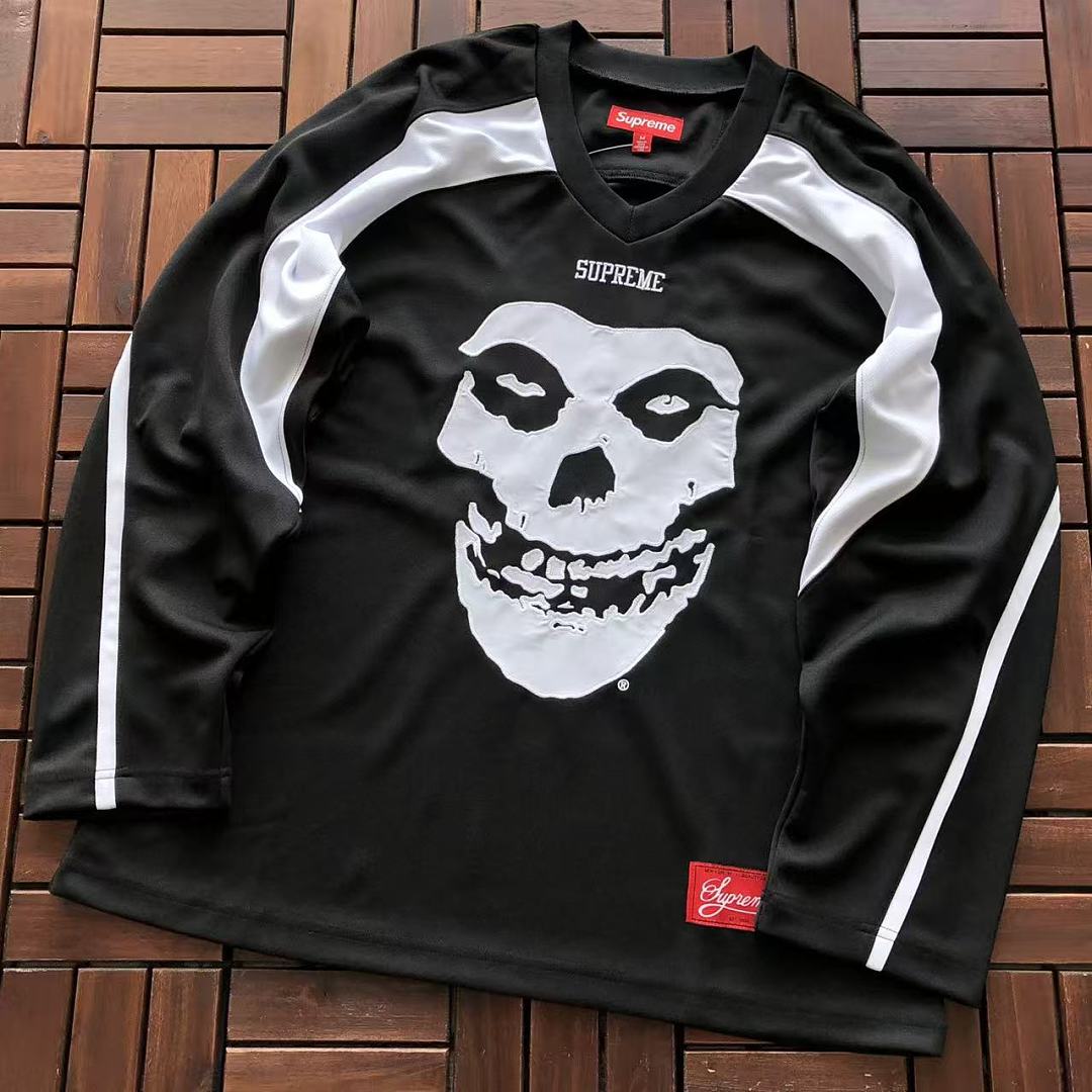 On Running 229 S🔥P🔥E🔥E & THE MISFITS LONG-SLEEVE 88070601 (Im 185CM 70KG Iwear Size M In Photo), photo 1