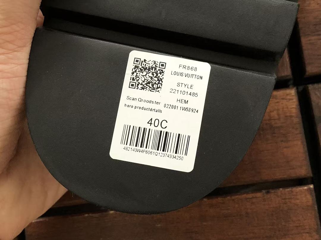 Other 125 L🔥SLIPPERS - Image 47