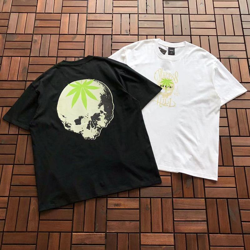 On Running ~95 HUF T-SHIRT