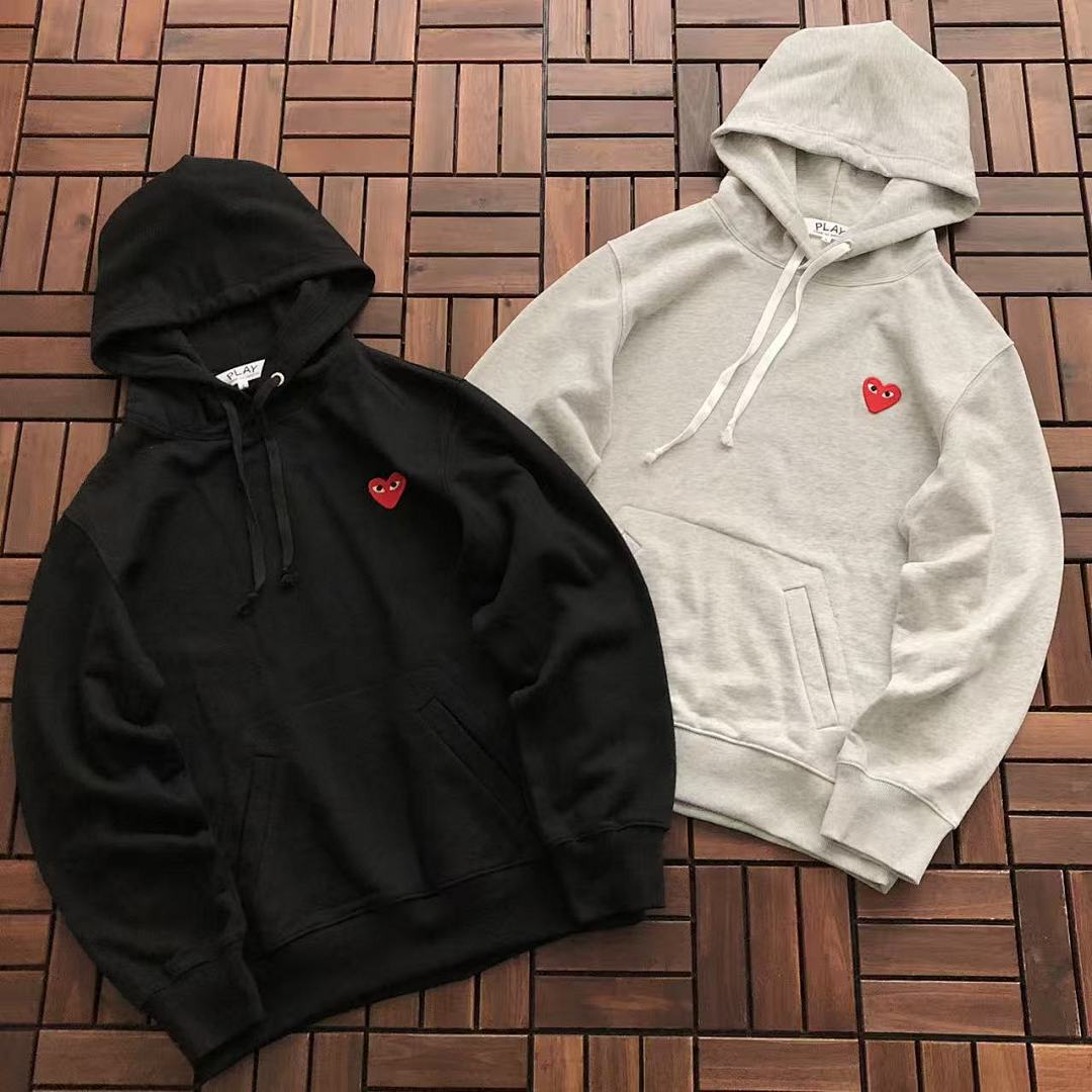 ~115 CDG HOODIE 33122120 (Im 176CM 58KG Iwear Size L In The Photo), photo 1