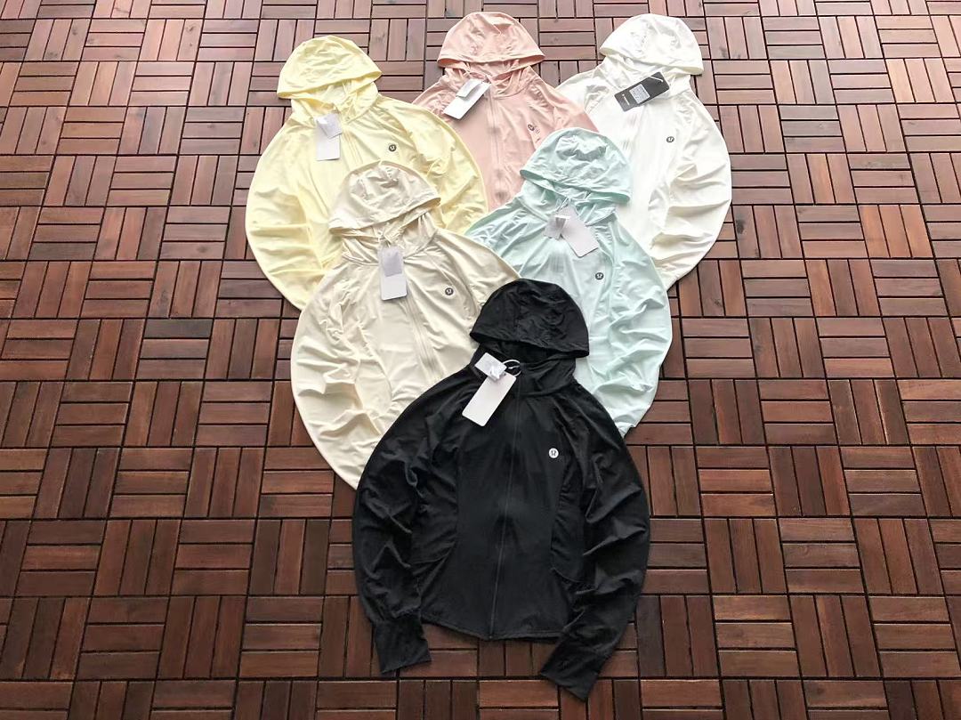 ~169 L🔥🔥UL🔥M🔥N JACKET, photo 1