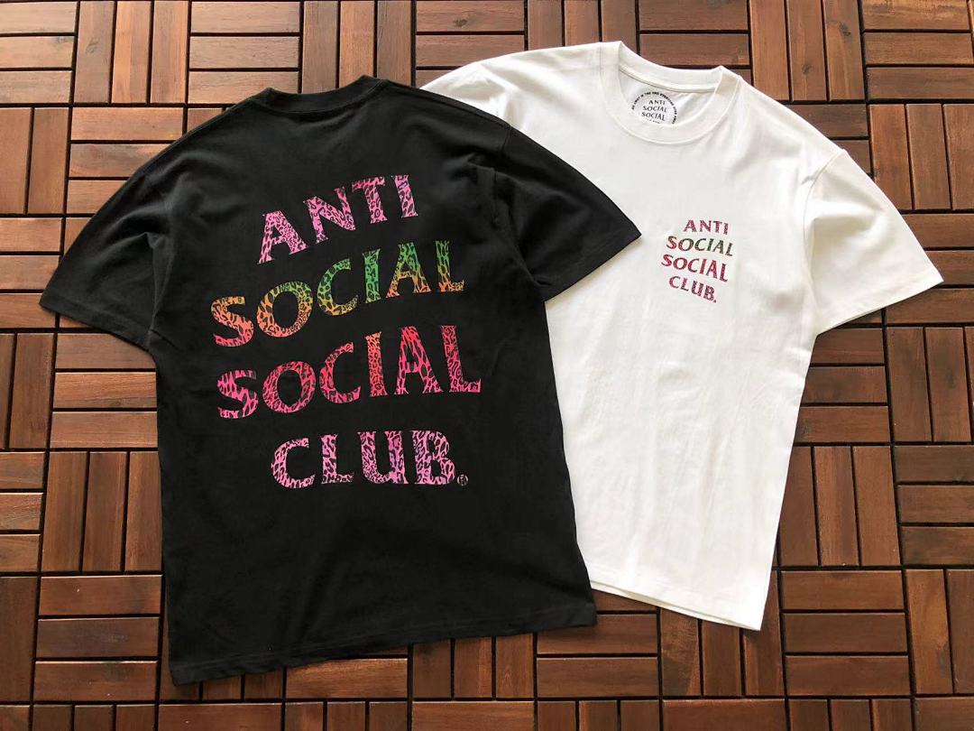 On Running ~88 ANTI SOCIAL CLUB T-SHIRT - Image 3