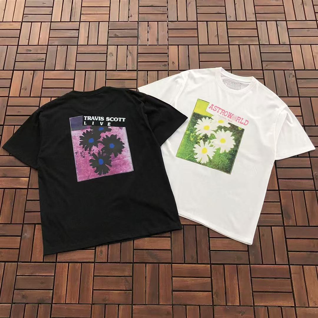 ~79 TRAVIS SCOTT T-SHIRT 77052203 (Im 185CM 70KG Iwear Size M In The Photo), photo 1