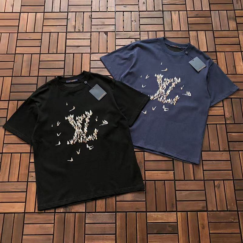 ~109 L🔥T-SHIRT 77012902 (Im 176CM 58KG Iwear Size M In The Photo), photo 1
