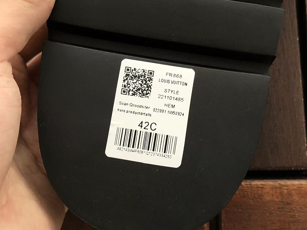 Other 125 L🔥SLIPPERS - Image 20