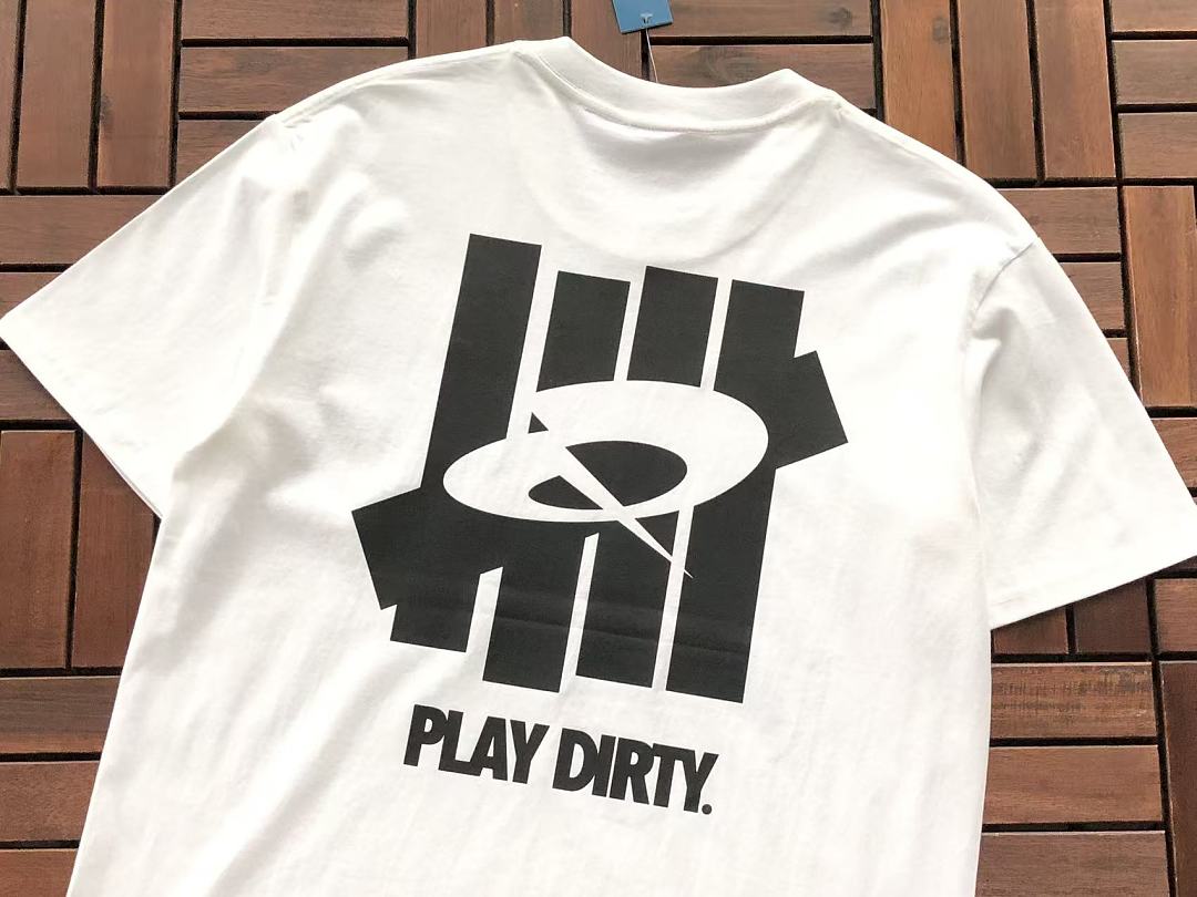 On Running ~85 UNDEFEATED T-SHIRT 55051457 (Im 185CM 80KG Iwear Size M In The Photo) - Image 6