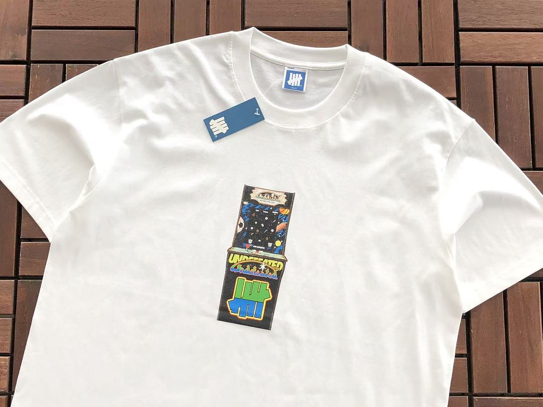On Running ~85 UNDEFEATED T-SHIRT 55070651 (Im 185CM 80KG Iwear Size L In The Photo) - Image 8