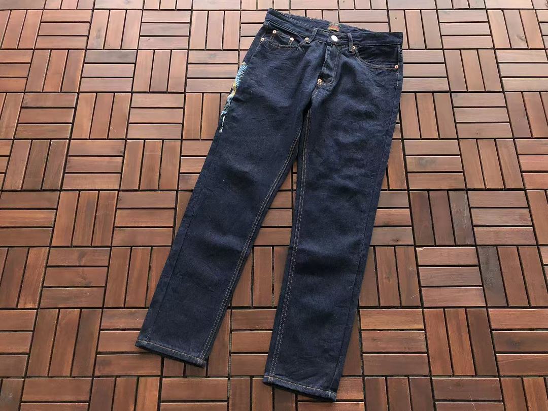 Other ~139 EVISU - Image 18