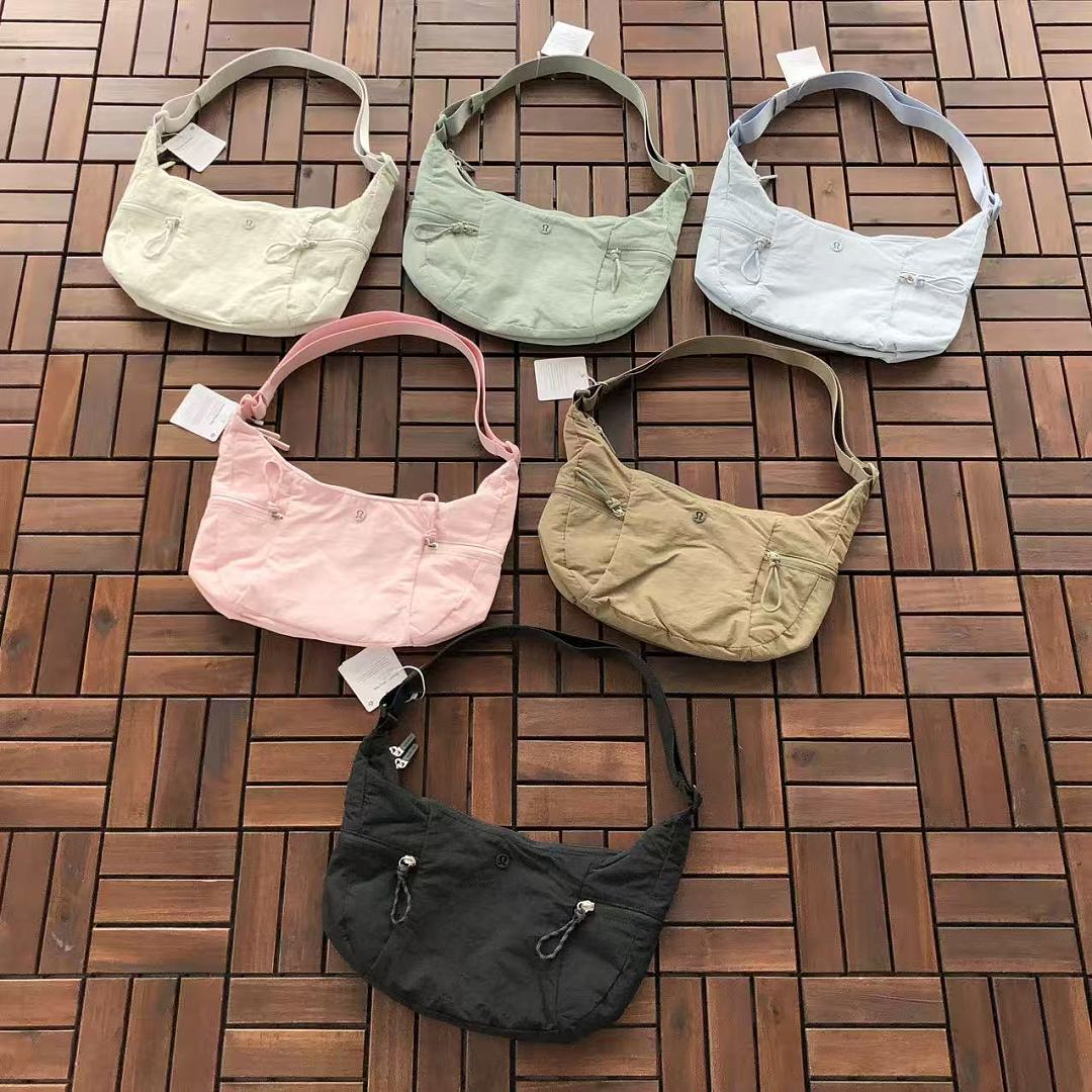 ~159 L🔥🔥UL🔥M🔥N BAG 66062228 (Long 38CM* Wide 18CM* High 10CM), photo 1