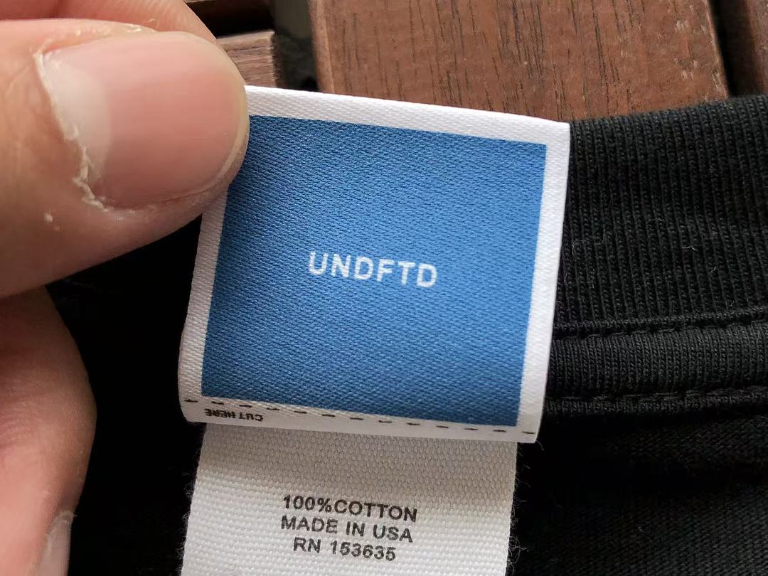 On Running ~ 85 UNDEFEATED T-SHIRT 55070688 (Im 185CM 80KG Iwear Size L In The Photo) - Image 28