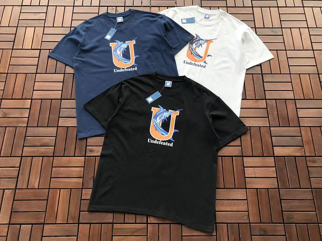 On Running ~85 UNDEFEATED T-SHIRT 55063074 (Im 180CM 68KG Iwear Size L In The Photo) - Image 5