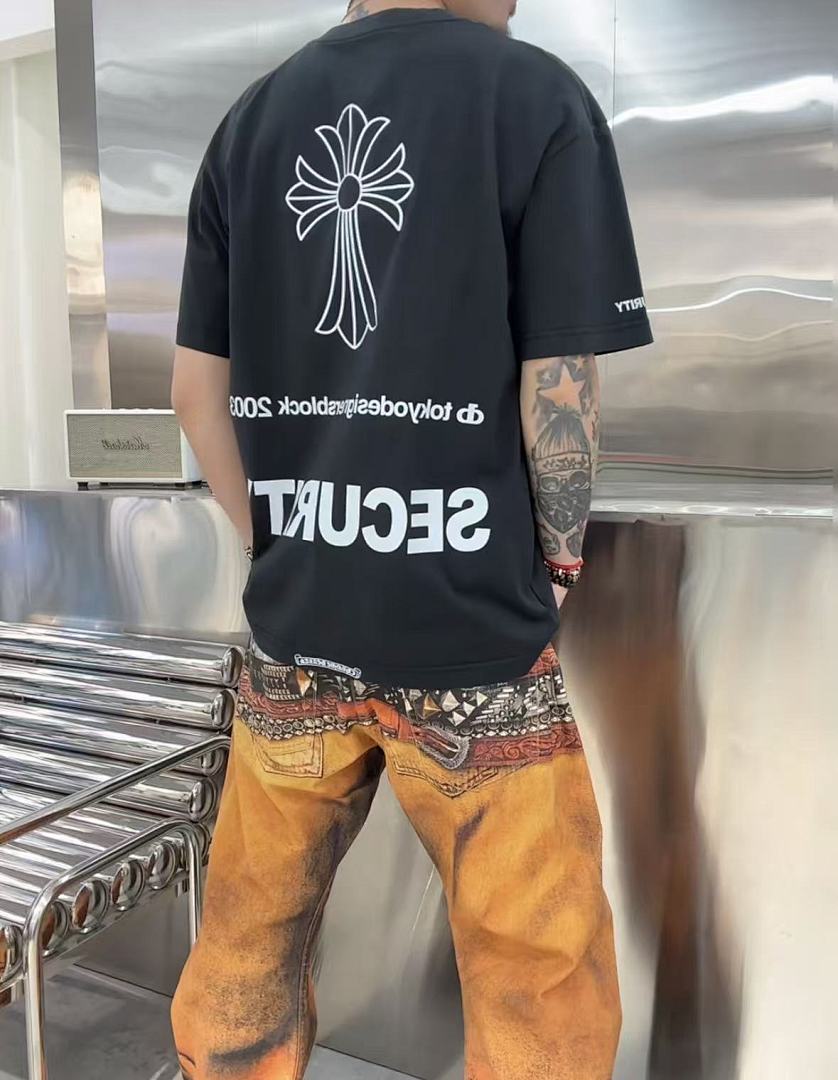 On Running ~109 CH🔥OM🔥 HE🔥RTS T-SHIRT 55022524 (Im 180CM 68KG Iwear Size S In The Photo) - Image 4