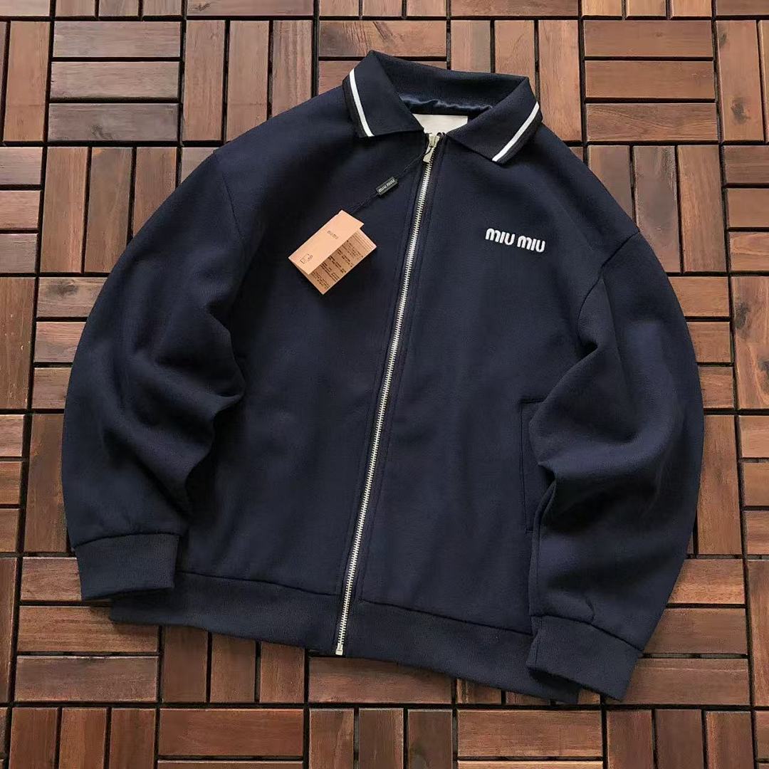 239 M🔥U JACKET 88032338 (Im 176CM 58KG Iwear Size S In The Photo), photo 1