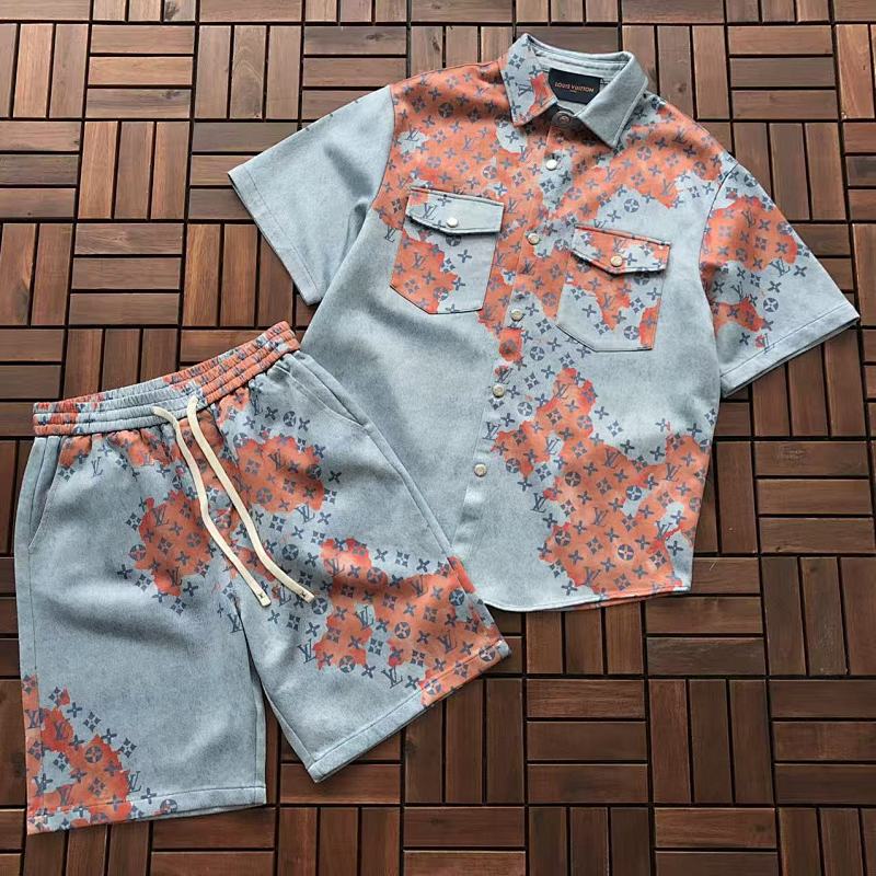 ~229 L🔥T-SHIRT SHIRT SHORTS 77013025 (Im 176CM 58KG Iwear Size L In The Photo), photo 1