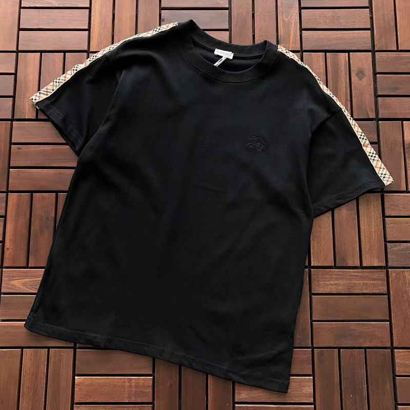 ~115 B🔥RB🔥RRY T-SHIRT 11120110 (Im 176CM 58KG Iwear Size S In The Photo), photo 1