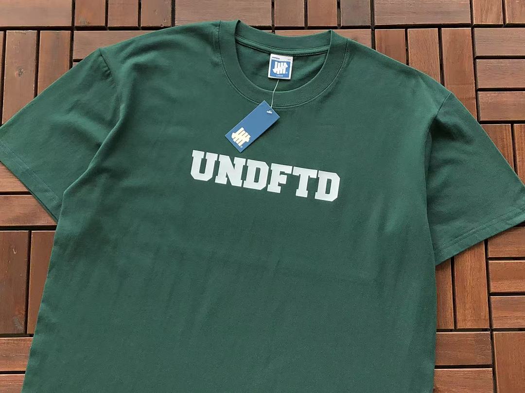 On Running ~ 85 UNDEFEATED T-SHIRT 55070687 (Im 185CM 80KG Iwear Size L In The Photo) - Image 13
