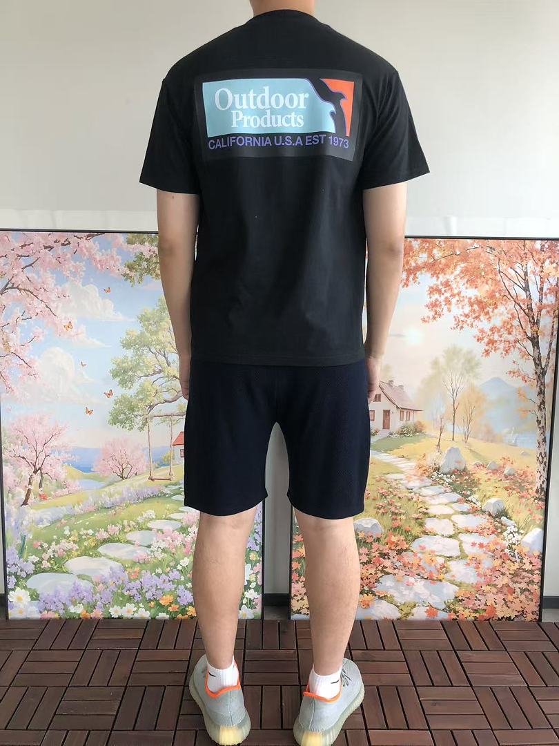 On Running ¥~79 OUTDOOR PRODUCTS T-SHIRT 55052620 (Im 185CM 80KG Iwear Size M In The Photo) - Image 5