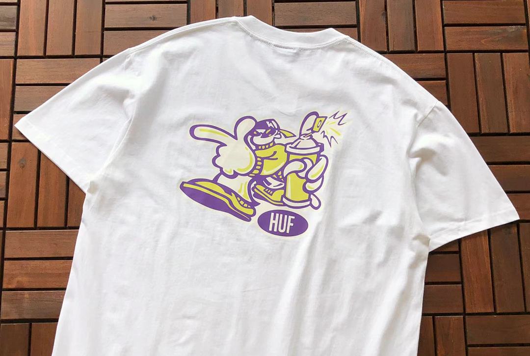 On Running ~95 HUF T-SHIRT - Image 11