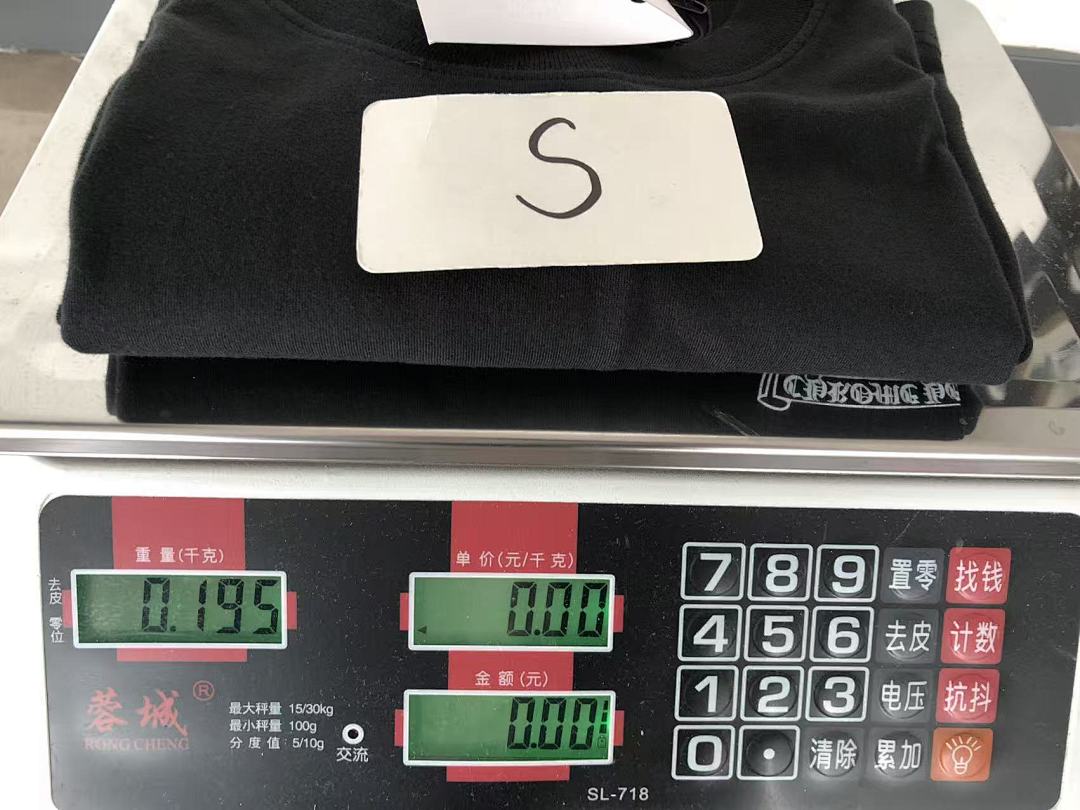 On Running ~109 CH🔥OM🔥 HE🔥RTS T-SHIRT 55022505 (Im 180CM 68KG Iwear Size S In The Photo) - Image 27