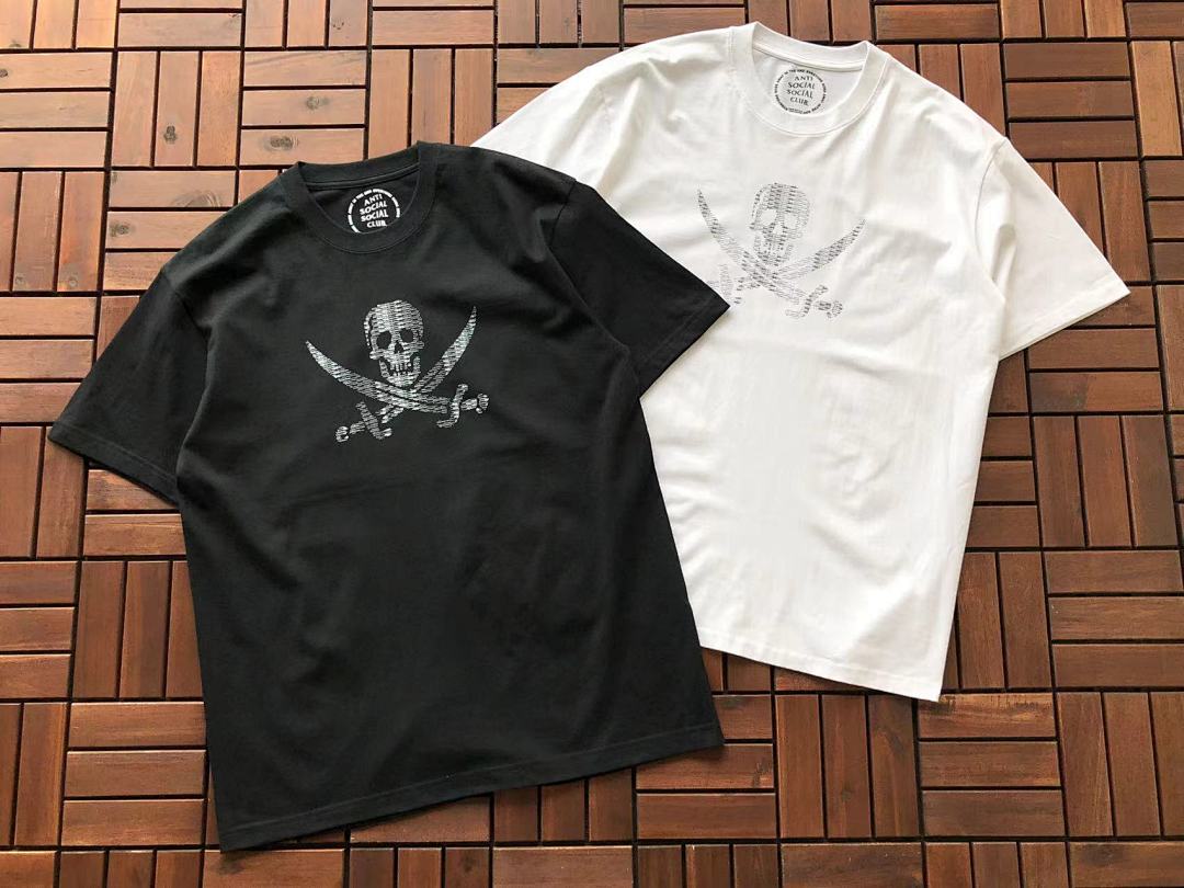 On Running ~89 ANTI SOCIAL CLUB T-SHIRT - Image 3