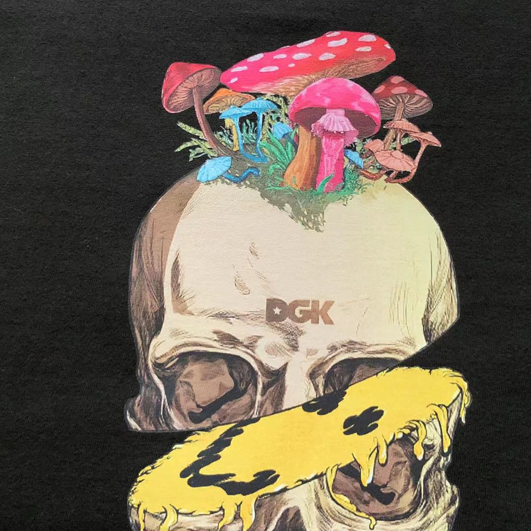 On Running ~95 DGK T-SHIRT - Image 9