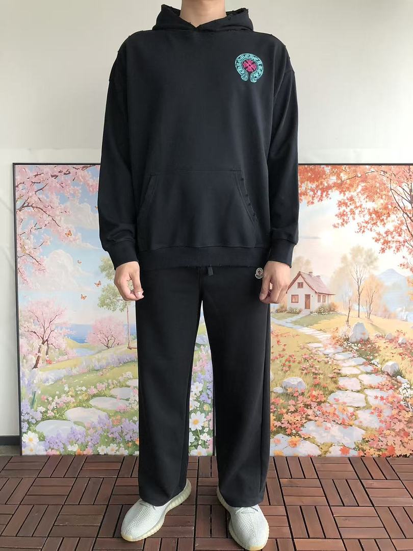 Other ~ 199 CH🔥OM🔥 HE🔥RTS HOODIE 55091007 (Im 185CM 80KG Iwear Size M In The Photo) - Image 3