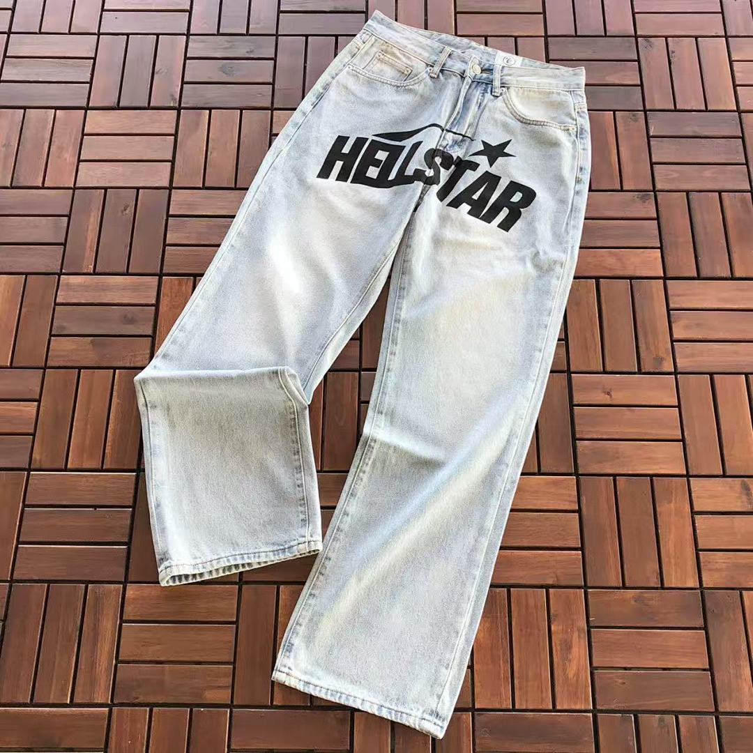 ~215 HELLSTAR, photo 1