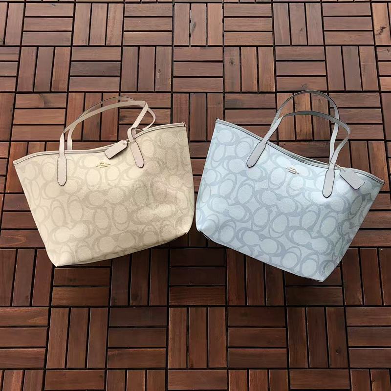 ~219 C🔥A🔥H BAG 22110460 (Long 27CM* Wide 45CM* High 13CM), photo 1