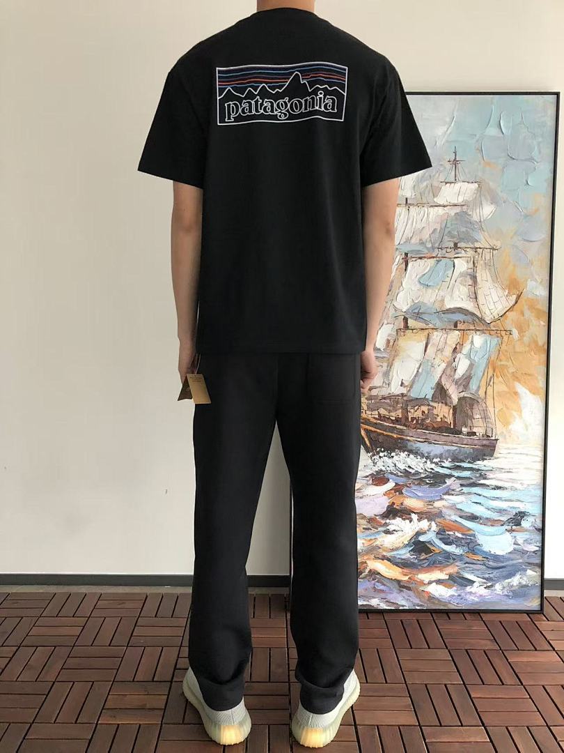 On Running ~79 P🔥TAG🔥N🔥A T-SHIRT 55022552 (Im 180CM 68KG Iwear Size M In The Photo) - Image 4