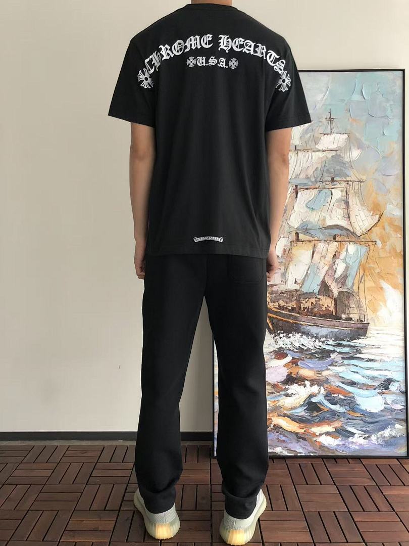 On Running ~109 CH🔥OM🔥 HE🔥RTS T-SHIRT 55022525 (Im 180CM 68KG Iwear Size S In The Photo) - Image 6