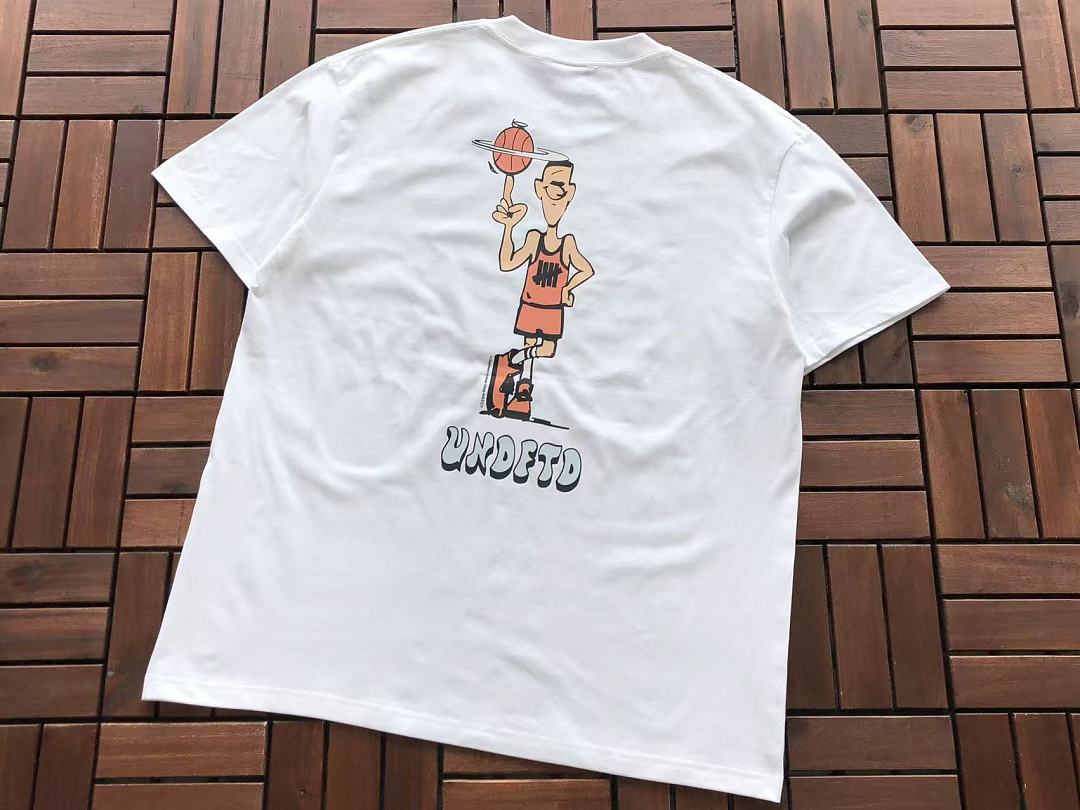 On Running ~ 85 UNDEFEATED T-SHIRT 55071009 (Im 185CM 70KG Iwear Size L In The Photo) - Image 23