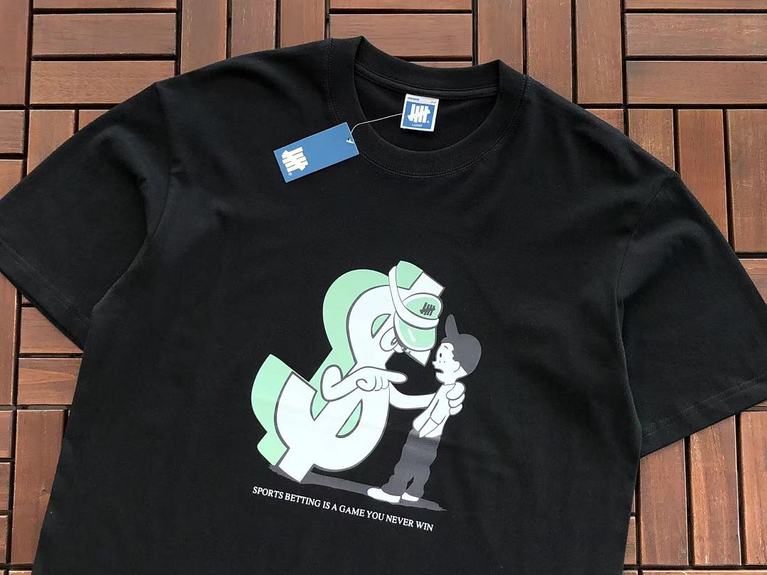 On Running ~85 UNDEFEATED T-SHIRT 55070654 (Im 185CM 80KG Iwear Size L In The Photo) - Image 11