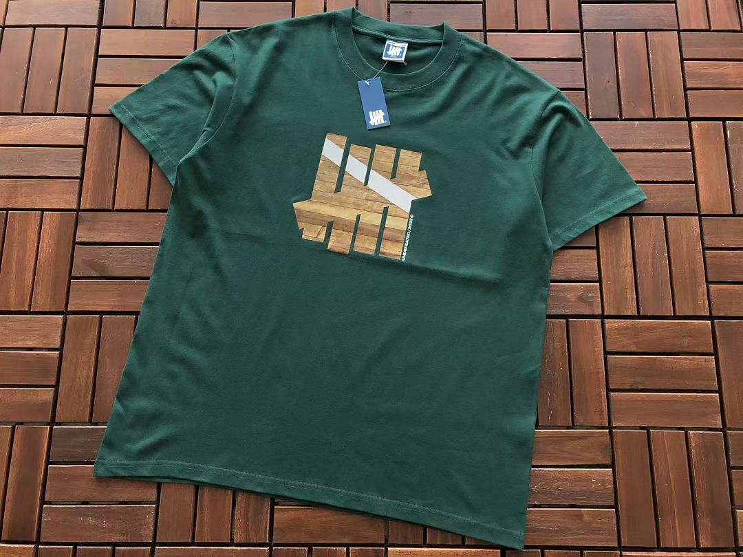 On Running ~85 UNDEFEATED T-SHIRT 55071021 (Im 185CM 70KG Iwear Size L In The Photo) - Image 9
