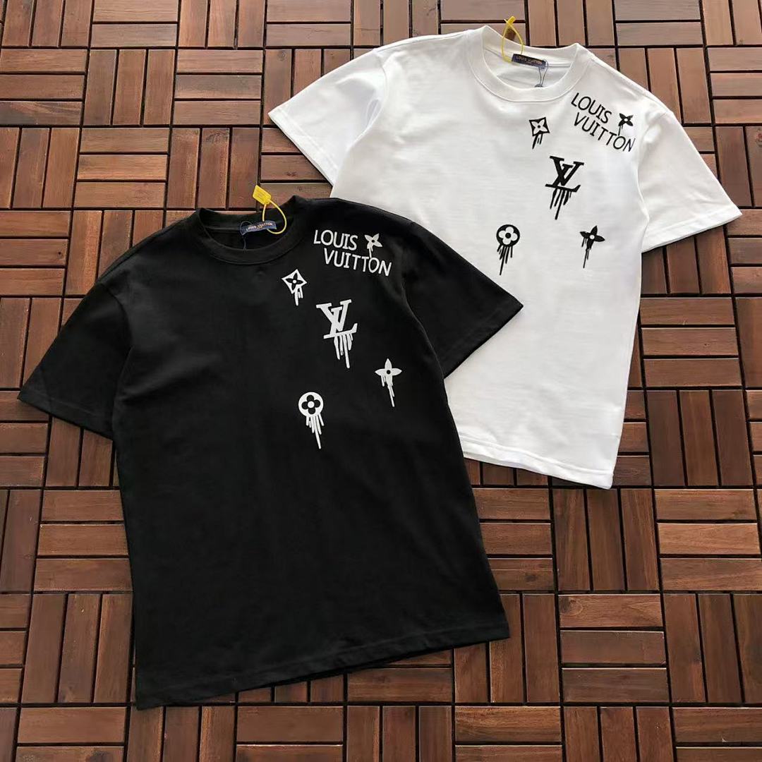 ~109 L🔥 T-SHIRT 77010344 (Im 176CM 58KG Iwear Size M In The Photo), photo 1