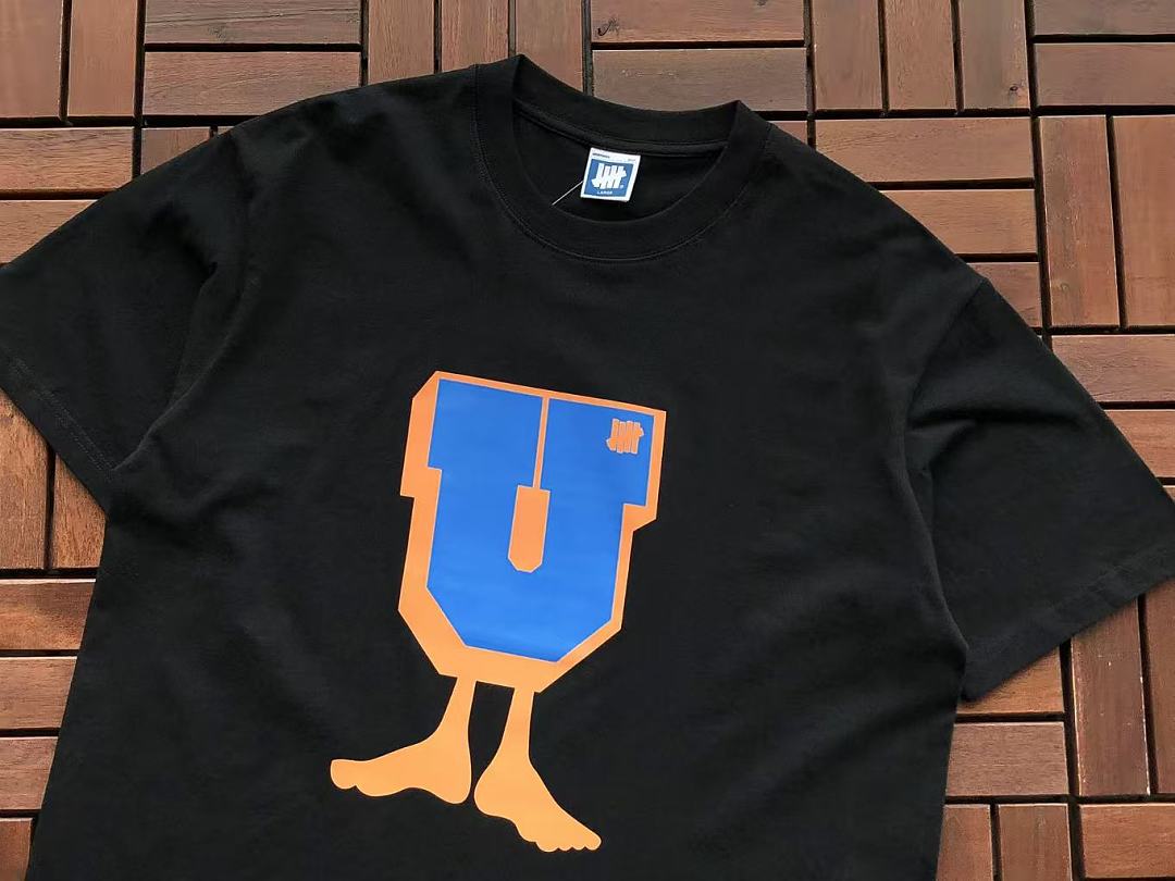 On Running ~85 UNDEFEATED T-SHIRT 55063049 (Im 180M 68KG Iwear Size L In The Photo) - Image 18