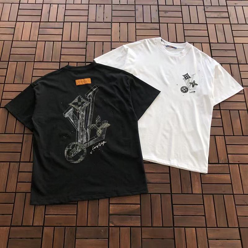 ~149 L🔥 T-SHIRT 22122134 (Im 185CM 80KG Iwear Size M In The Photo), photo 1