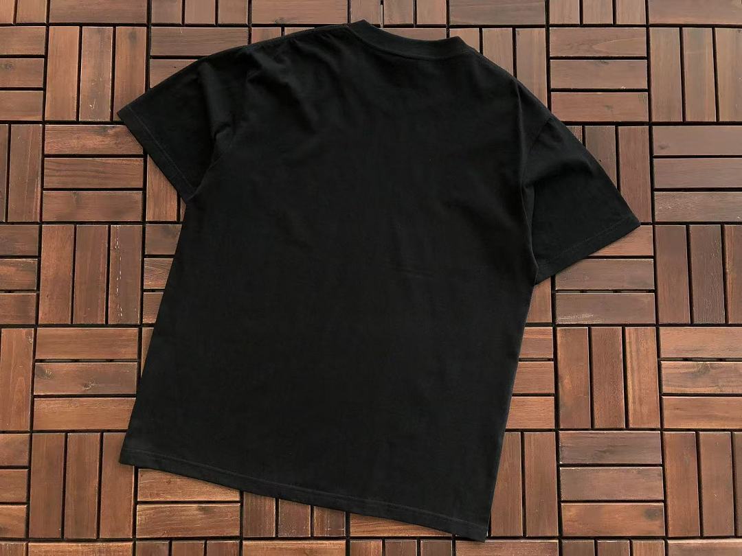 On Running ~85 UNDEFEATED T-SHIRT 55051421 (Im 185CM 80KG Iwear Size M In The Photo) - Image 18