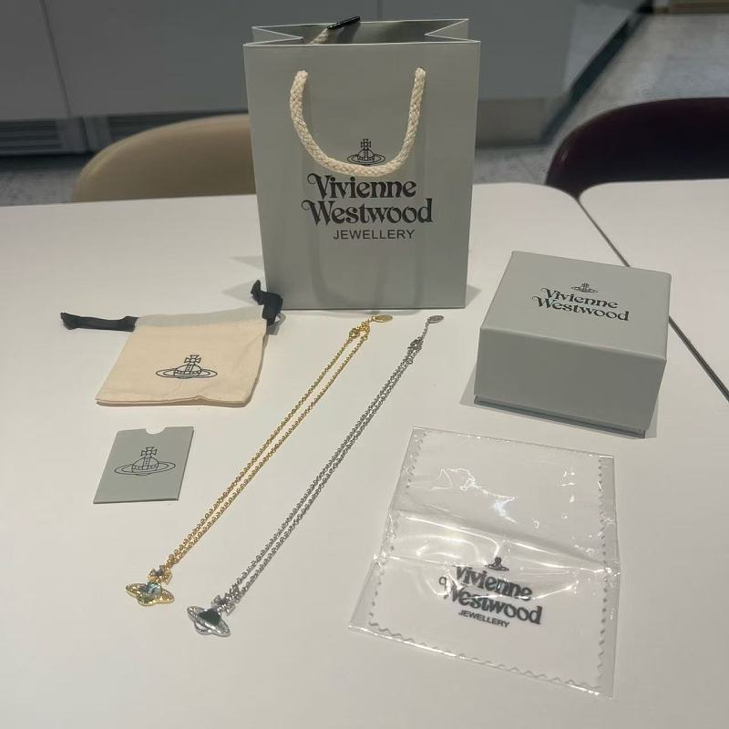 Other 135 VIVIENNE WESTWOOD, photo 1