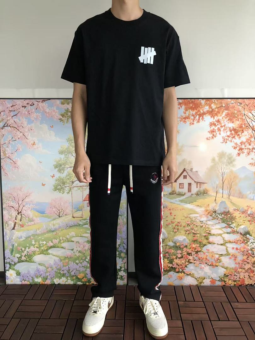 On Running ~85 UNDEFEATED T-SHIRT 55063088 (Im 180CM 68KG Iwear Size L In The Photo) - Image 3