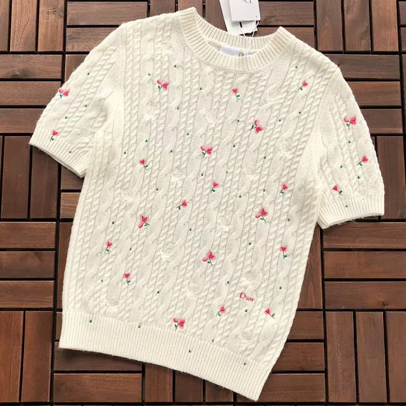 Other π₯1:1π₯~365 Dπ₯Oπ₯ T-SHIRT SWEATER