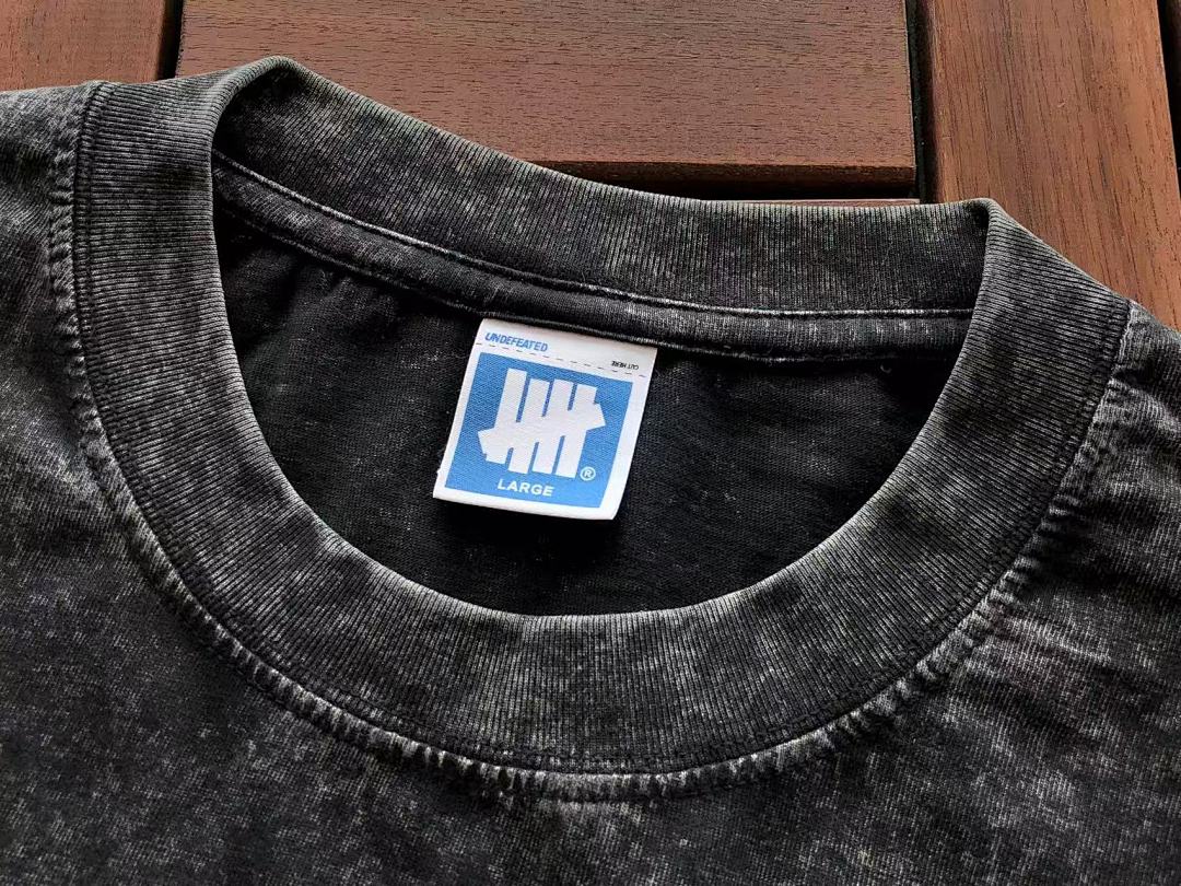 On Running ~109 UNDEFEATED T-SHIRT 11092706 (Im 180CM 68KG Iwear Size L In The Photo) - Image 30